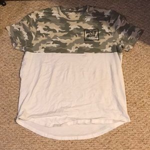 Hollister tee